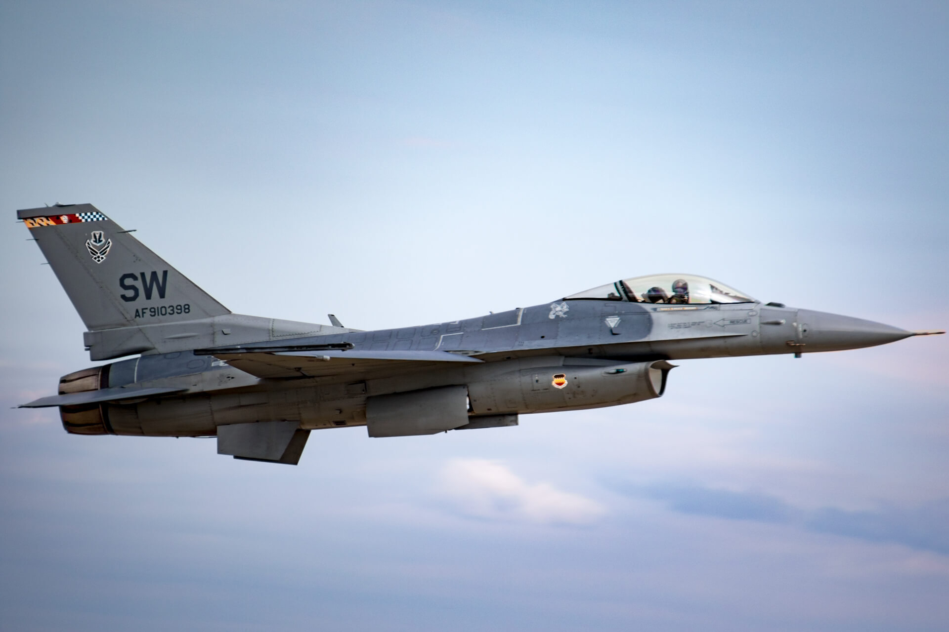 U.S. Air Force General Dynamics F-16 Fighting Falcon at AirVenture.