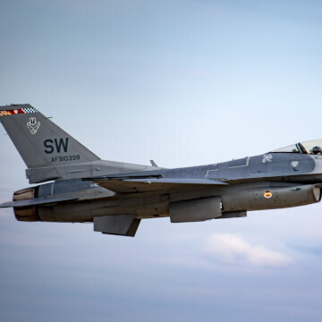U.S. Air Force General Dynamics F-16 Fighting Falcon at AirVenture.